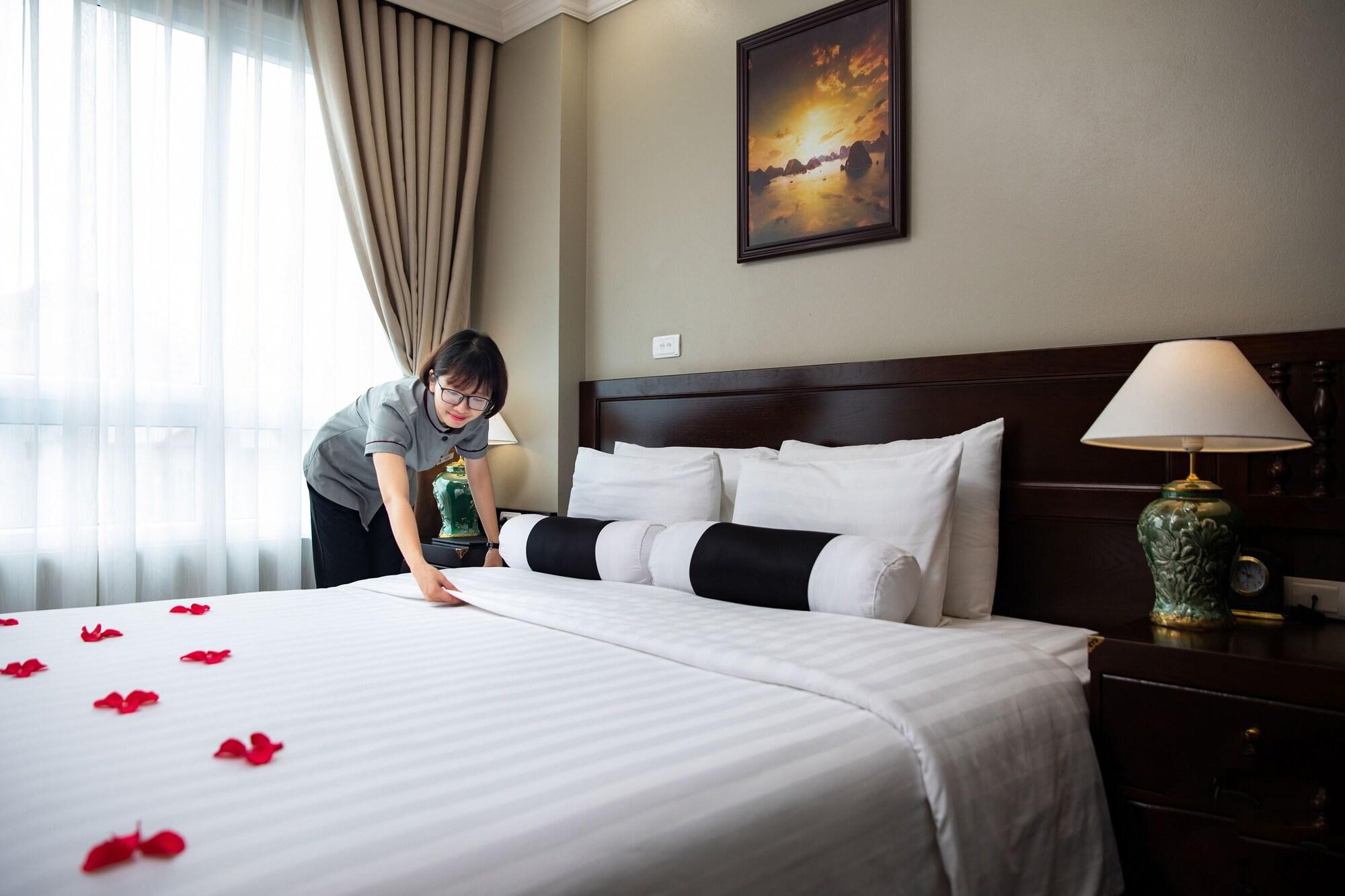 Hanoi Golden Lotus Aman Hotel Екстериор снимка